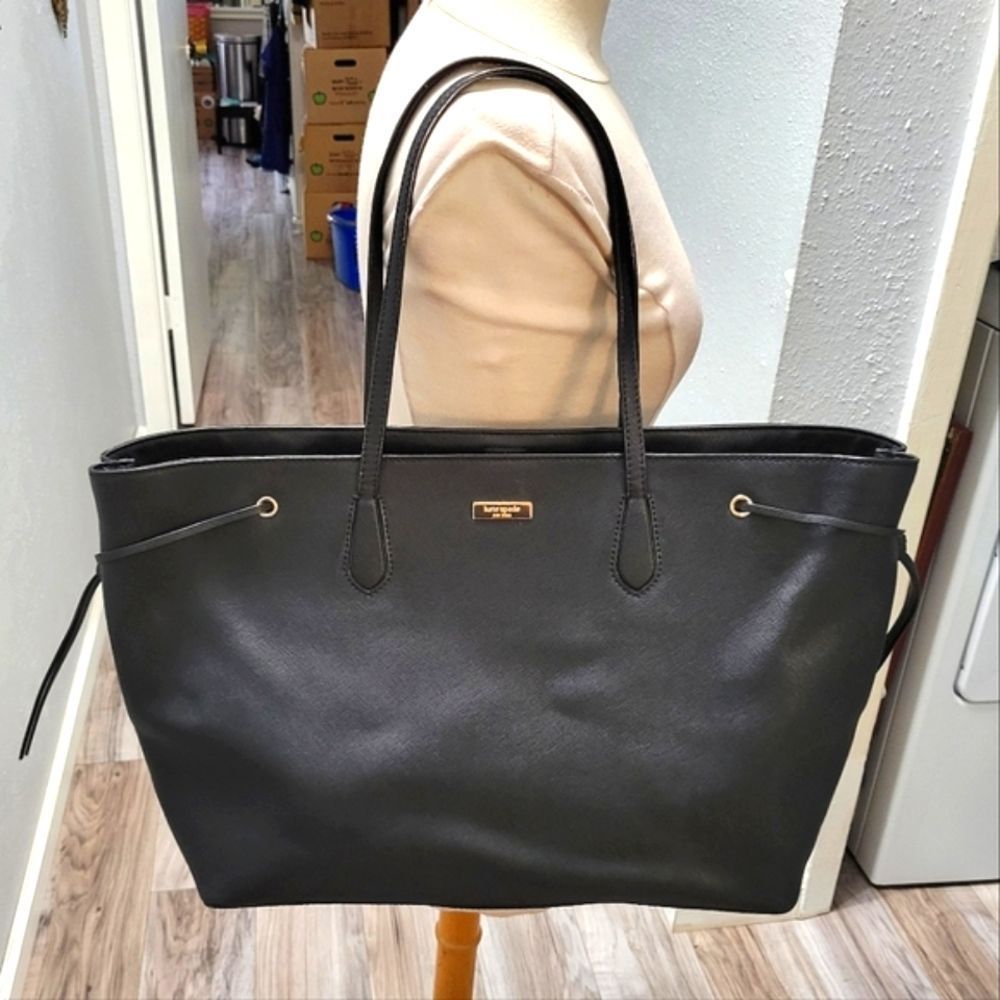 Kate spade tote - Picture 3 of 16